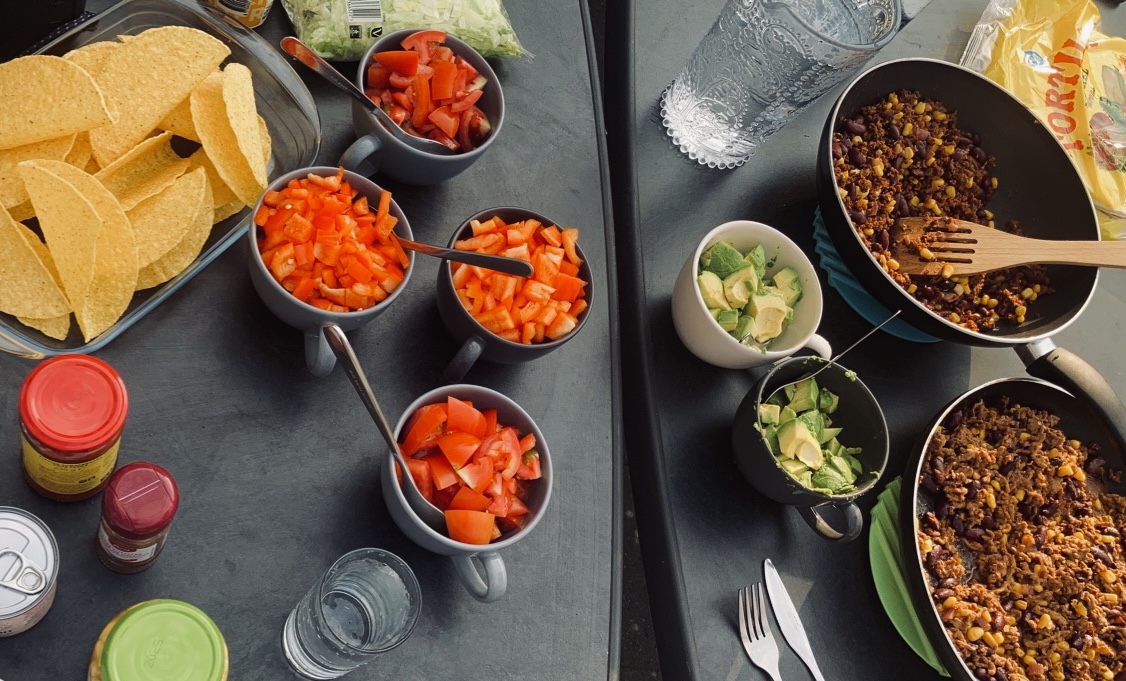 Chilli con carne wraps